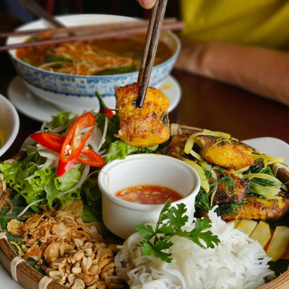         “Chả cá Hà Nội"